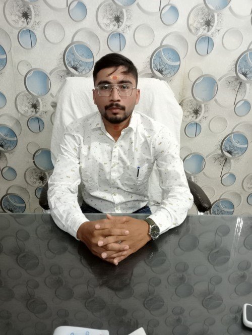 Best All Academic Subjects,Science,Maths tutor in Lucknow